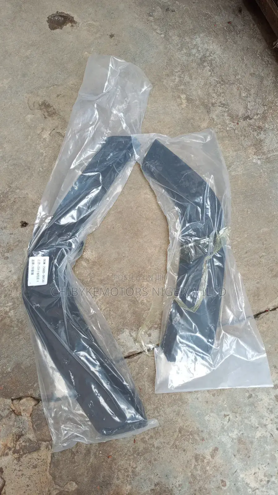 Toyota RAV4 Back Fender Chrome Door Chrome Available