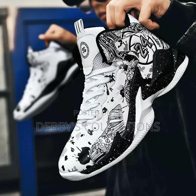 Black White 24 Basketball Sneakers