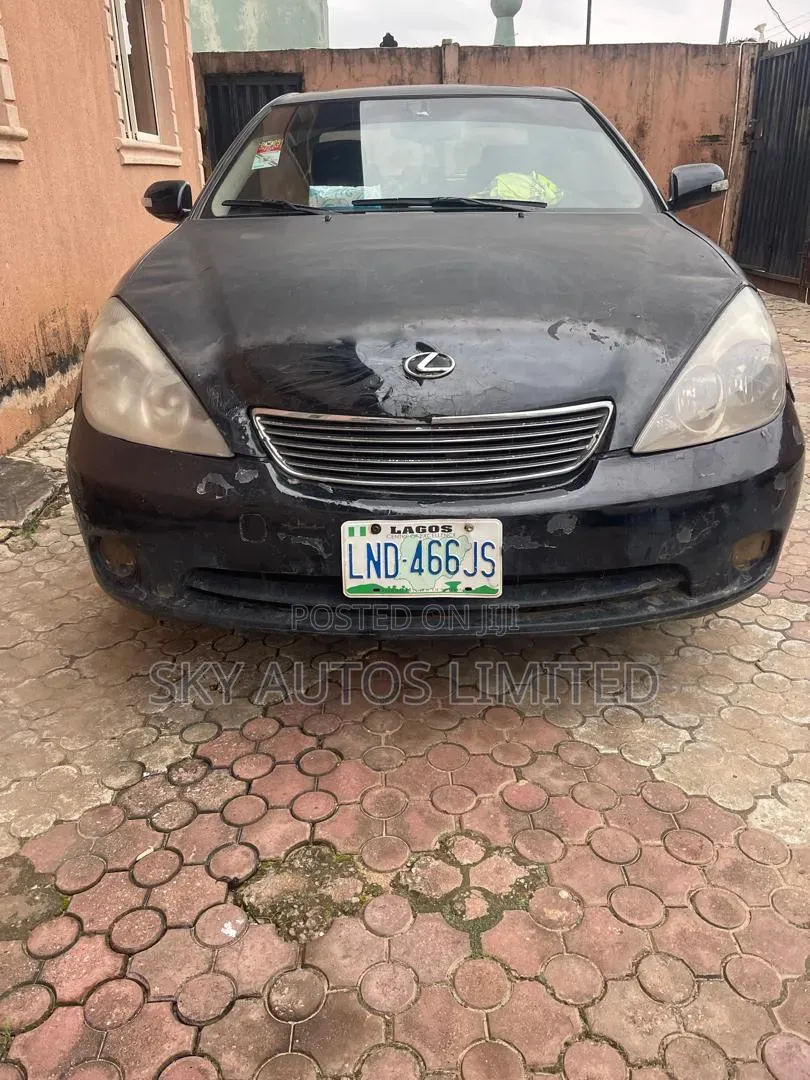 Lexus ES 300 2004 Black