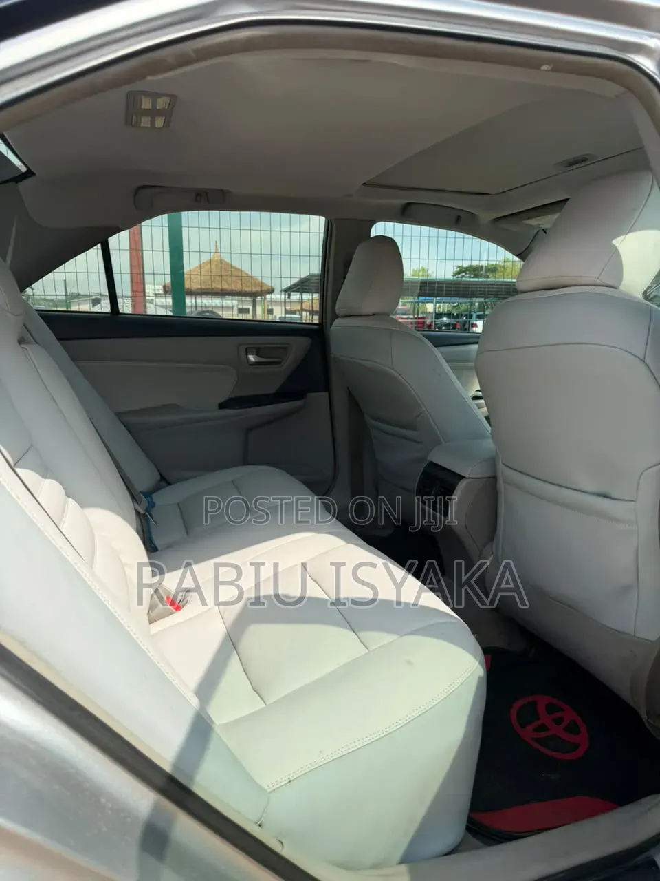 Toyota Camry 2016 Silver