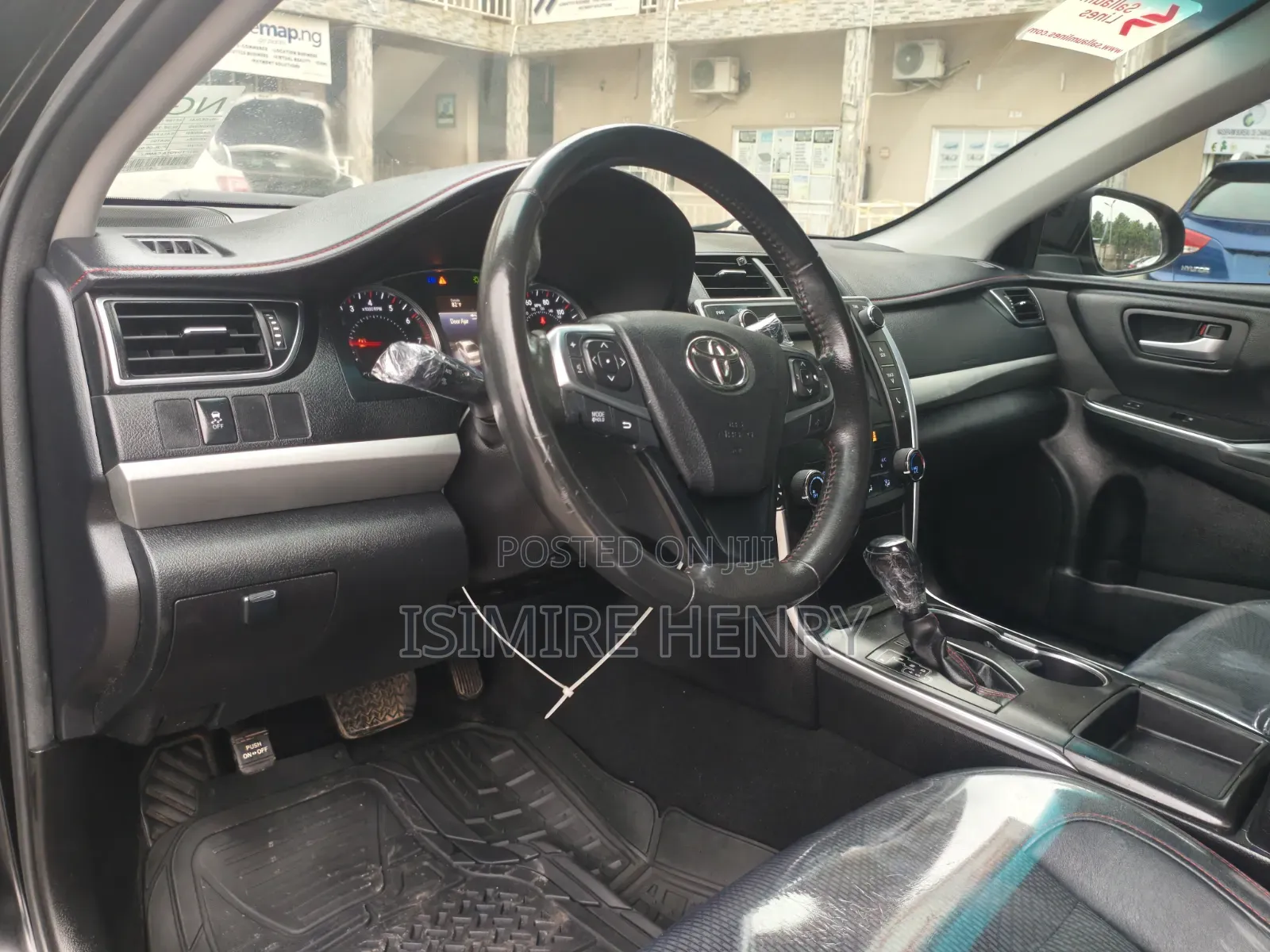 Toyota Camry SE 4dr Sedan (2.5L 4cyl 6A) 2017 Black