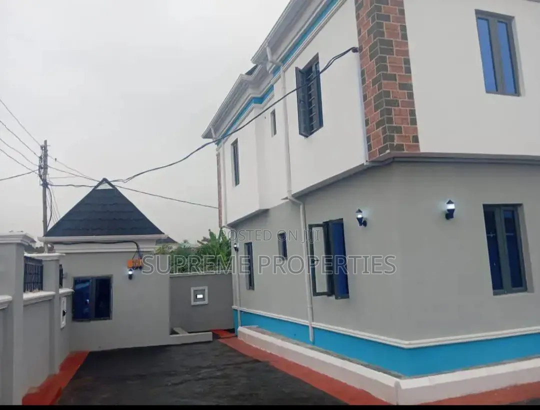 3bdrm Block of Flats in Akobo Oju Irin, Ibadan for sale