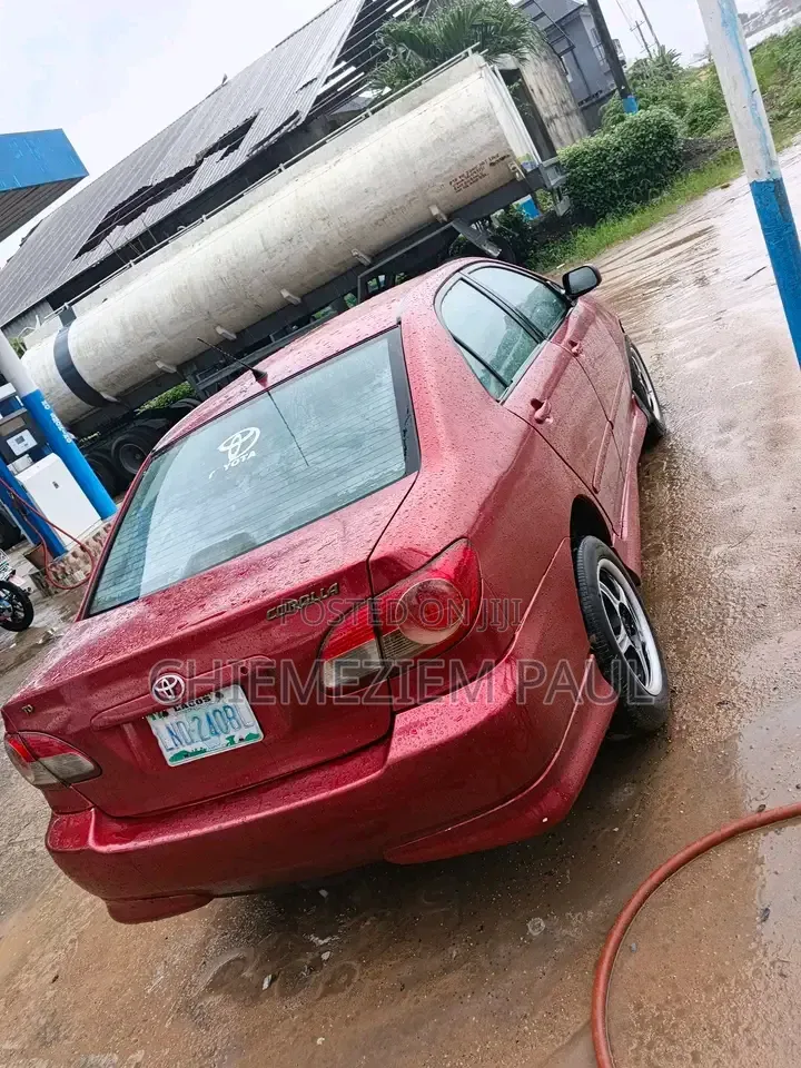 Toyota Corolla 2004 Red