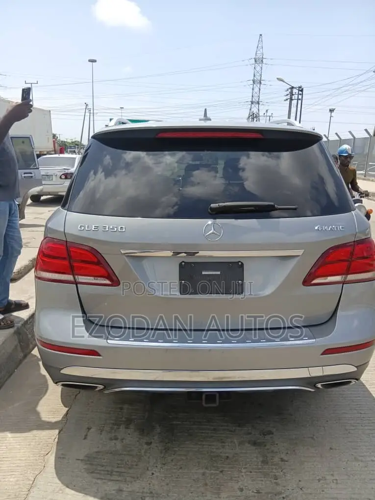 Mercedes-Benz GLE-Class 2016 Silver