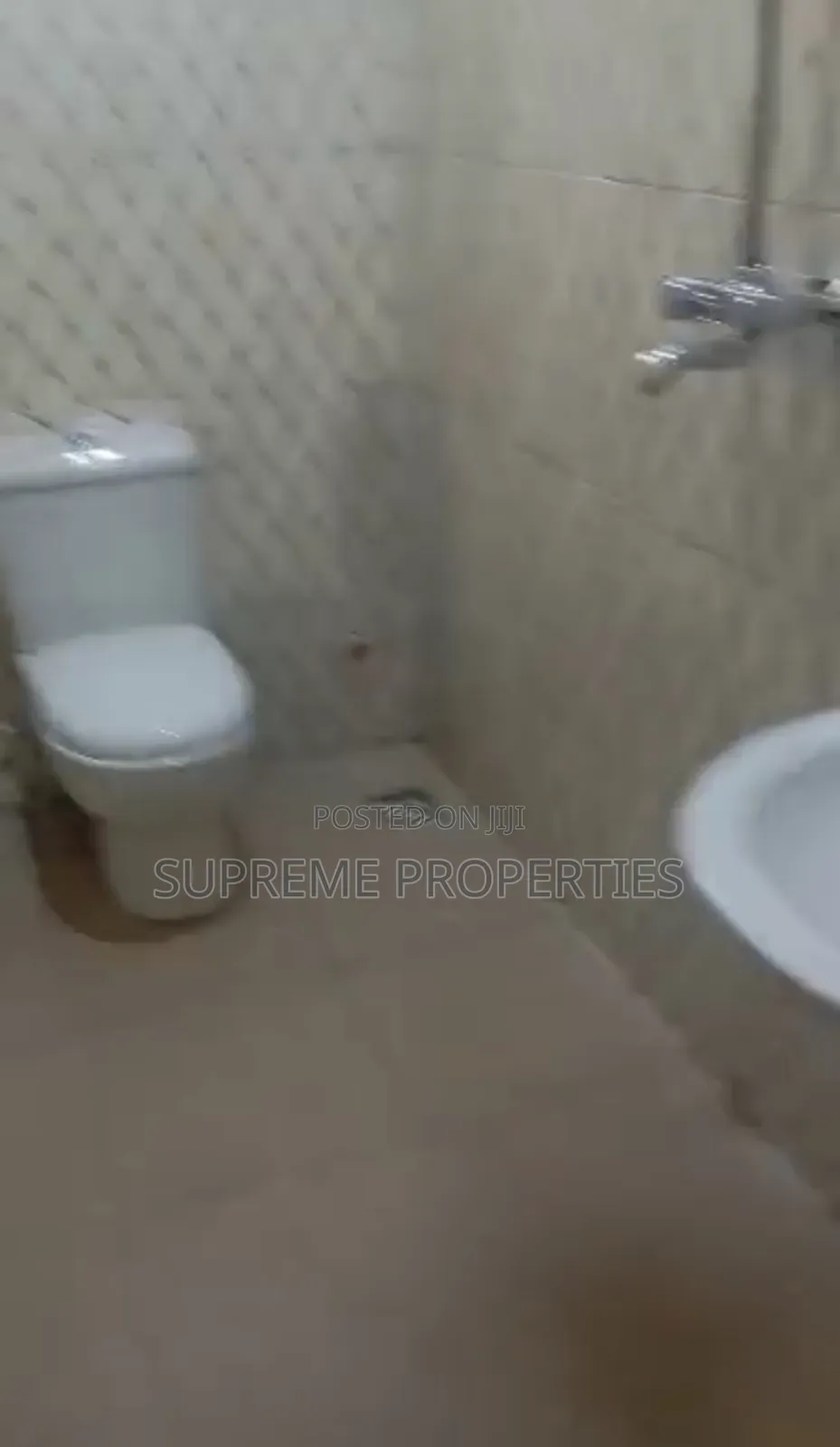 3bdrm Block of Flats in Akobo Oju Irin, Ibadan for sale