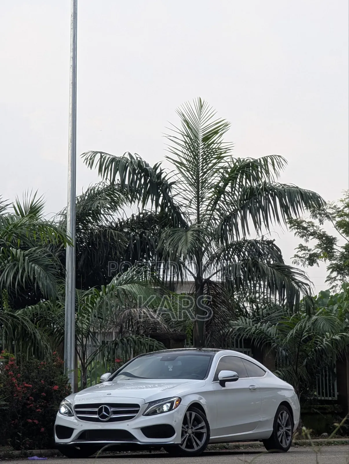 Mercedes-Benz C300 Base 4Matic Coupe AWD (2.0L 4cyl 7A) 2017 White