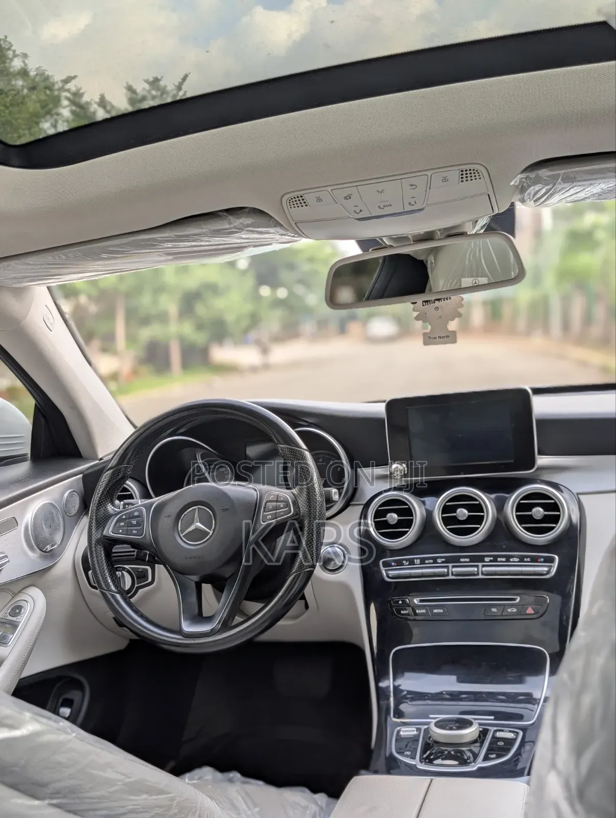 Mercedes-Benz C300 Base 4Matic Coupe AWD (2.0L 4cyl 7A) 2017 White
