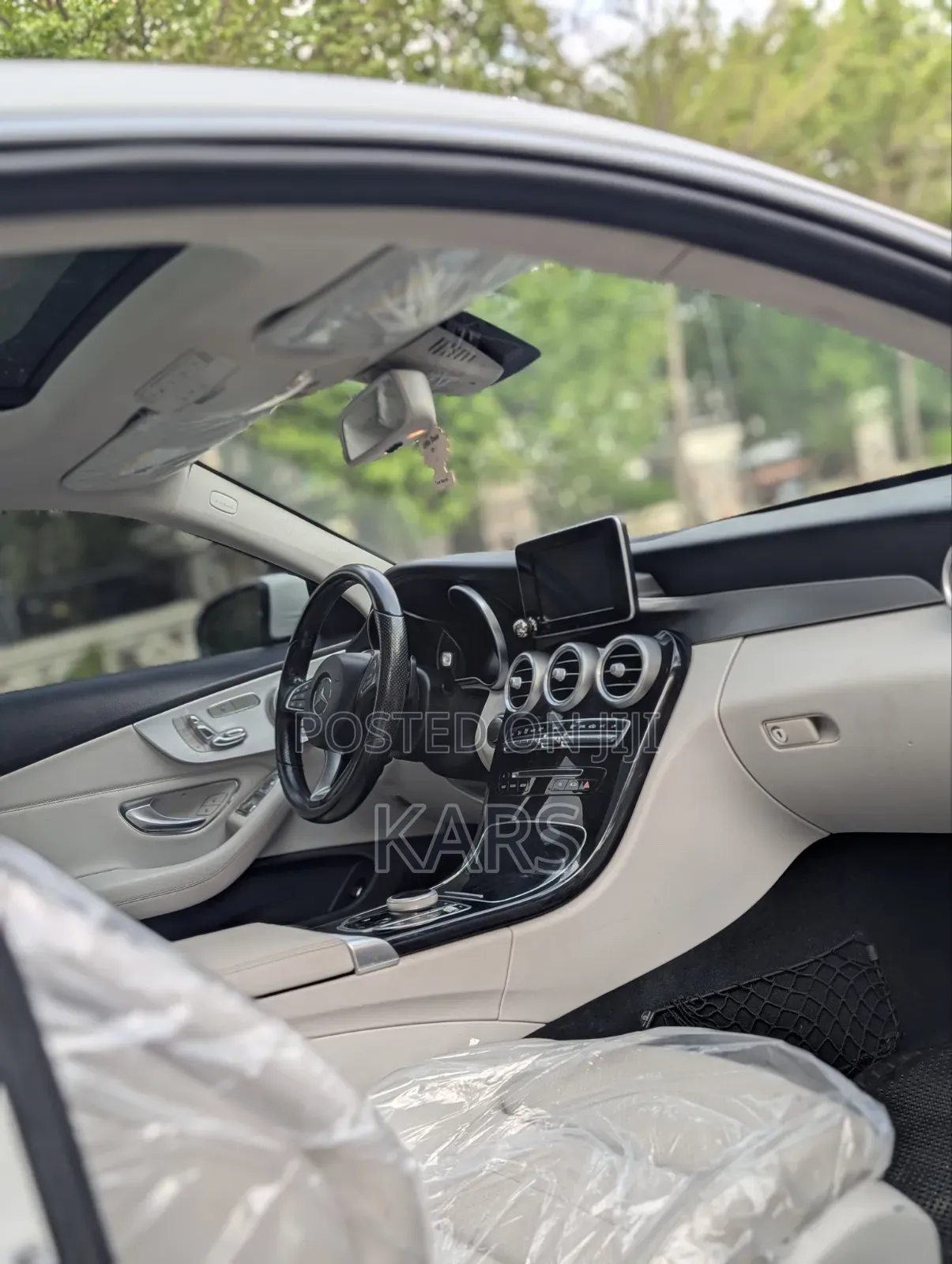 Mercedes-Benz C300 Base 4Matic Coupe AWD (2.0L 4cyl 7A) 2017 White