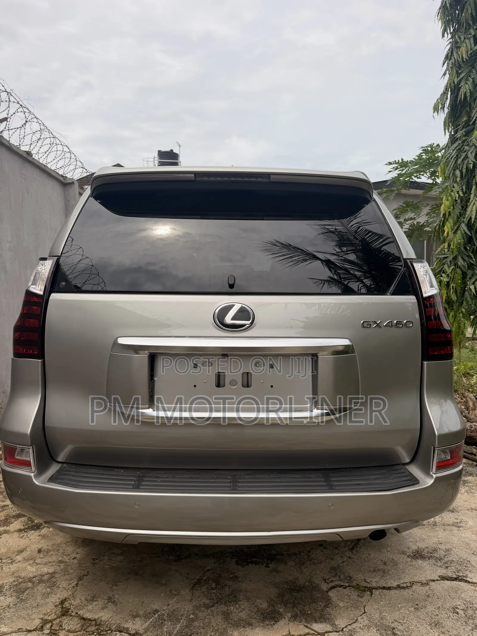 Lexus GX 460 Base 2020 Gray
