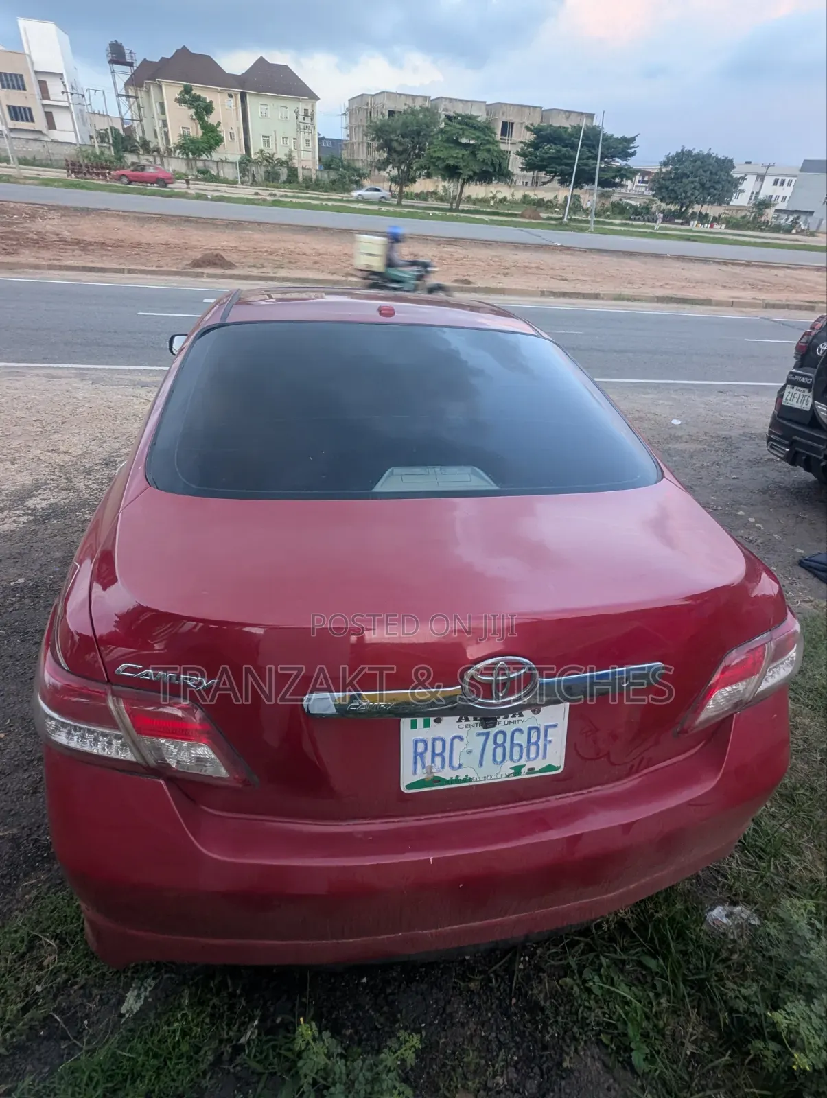 Toyota Camry SE V6 4dr Sedan (3.5L 6cyl 6AM) 2010 Red