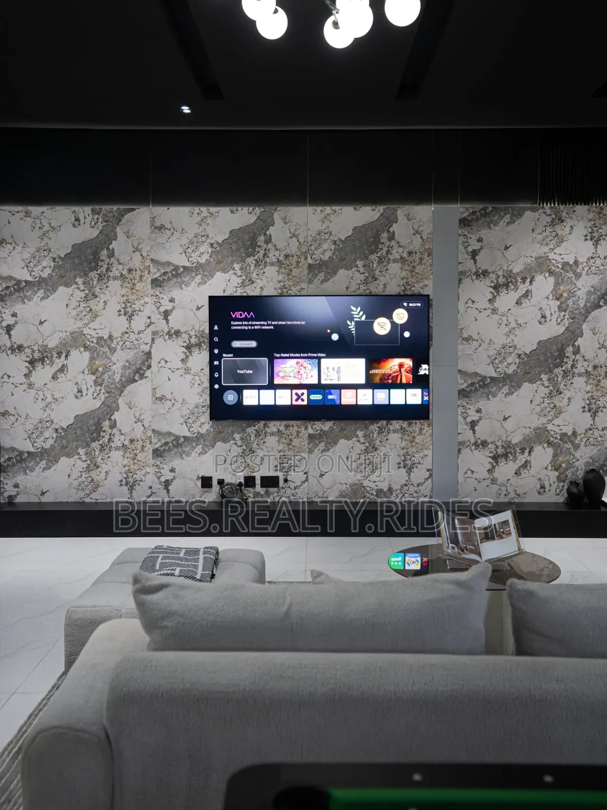 Black and White Themed 2BDRM With a Swimming Pool, Gym a Snooker Board