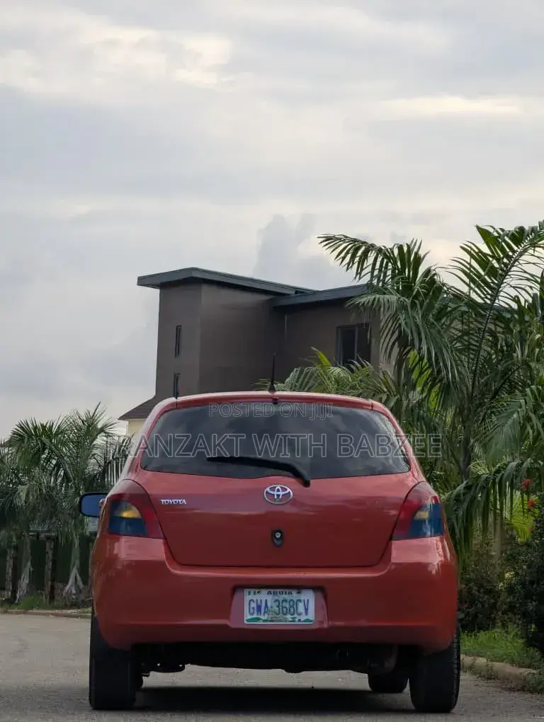Toyota Yaris 2006 Red