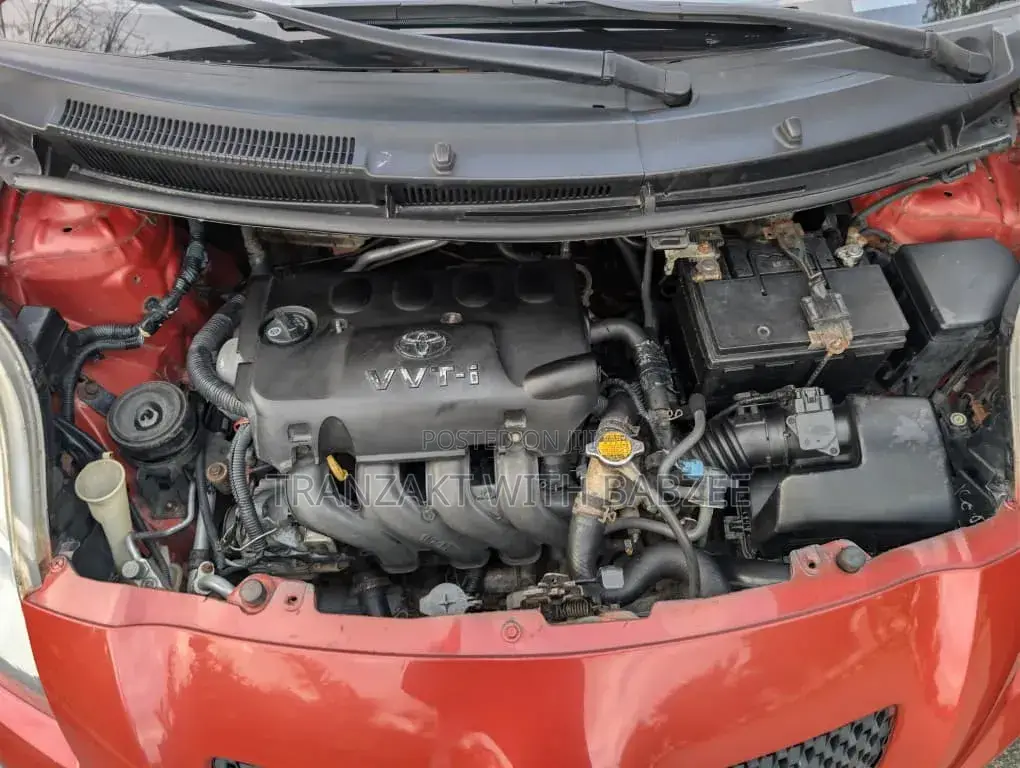 Toyota Yaris 2006 Red