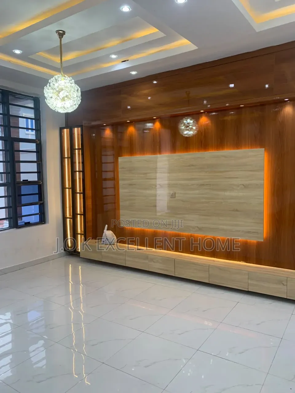 4bdrm Duplex in Alamutu Estate, for sale