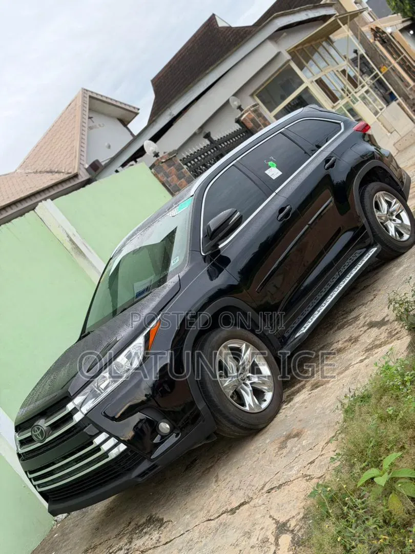 Toyota Highlander 2018 Black