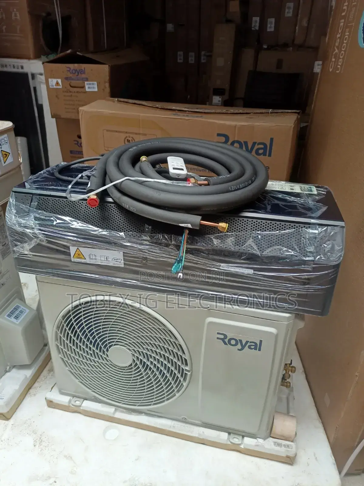 Royal WindFree 1.5HP Inverter AC (BM12RSAX-R32)