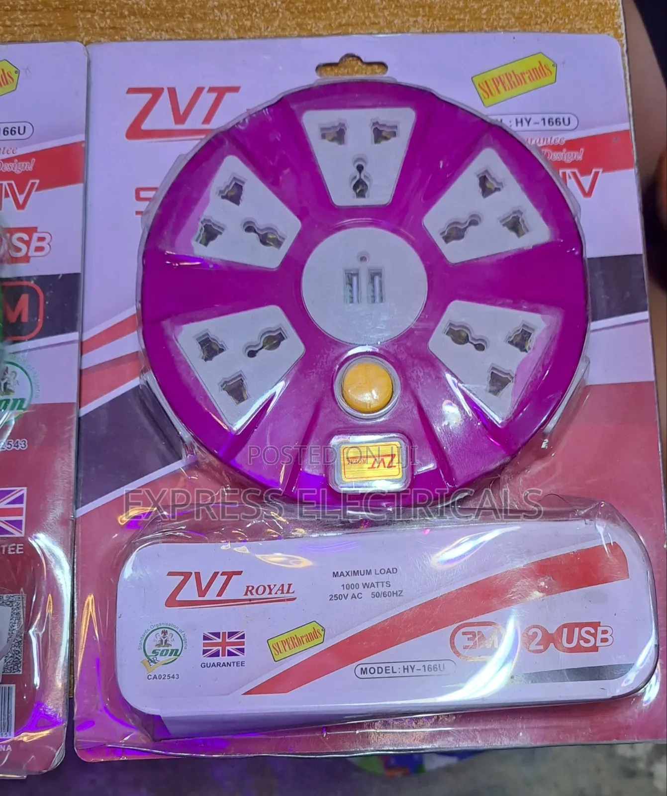 ZVT Royal 6-Way Round Extension Box With 2 USB +3m Wire