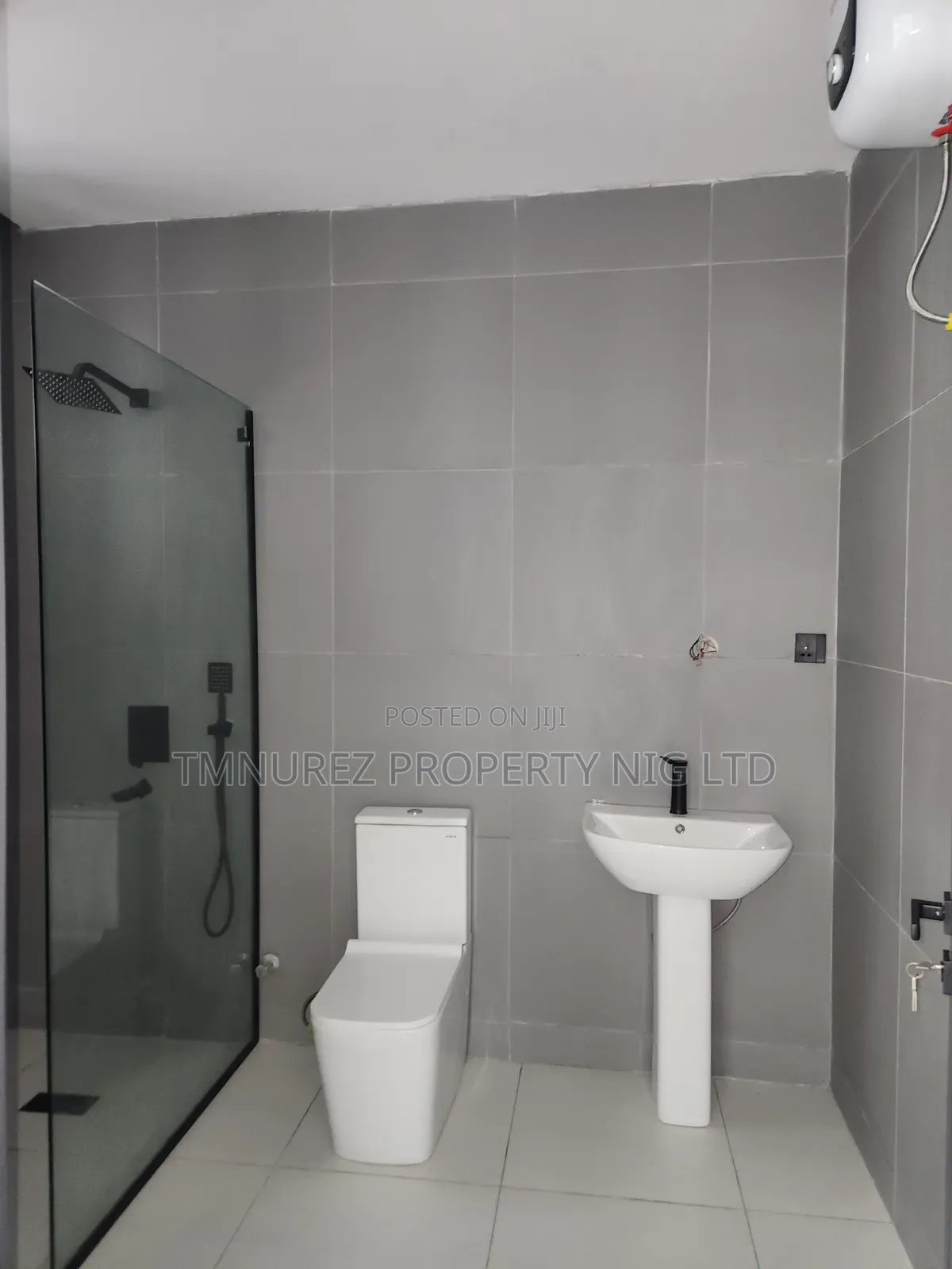 2bdrm Apartment in Ikate-Elegushi for sale