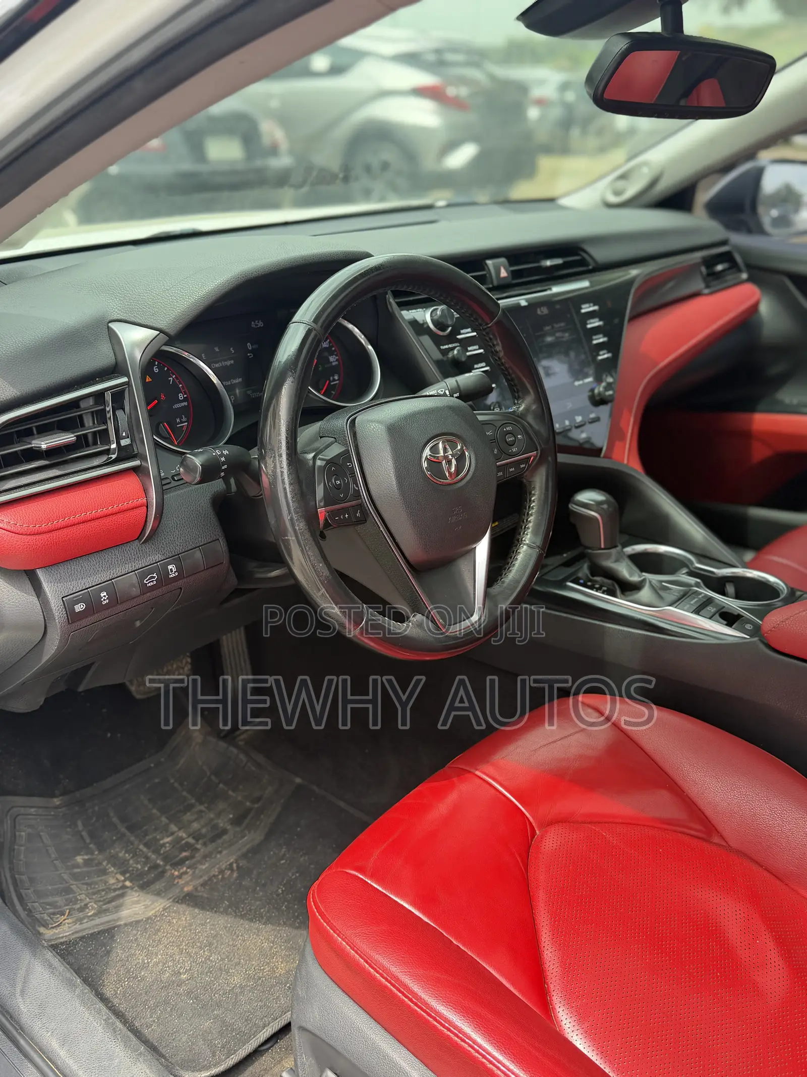 Toyota Camry XSE (2.5L 4cyl 8A) 2019 White
