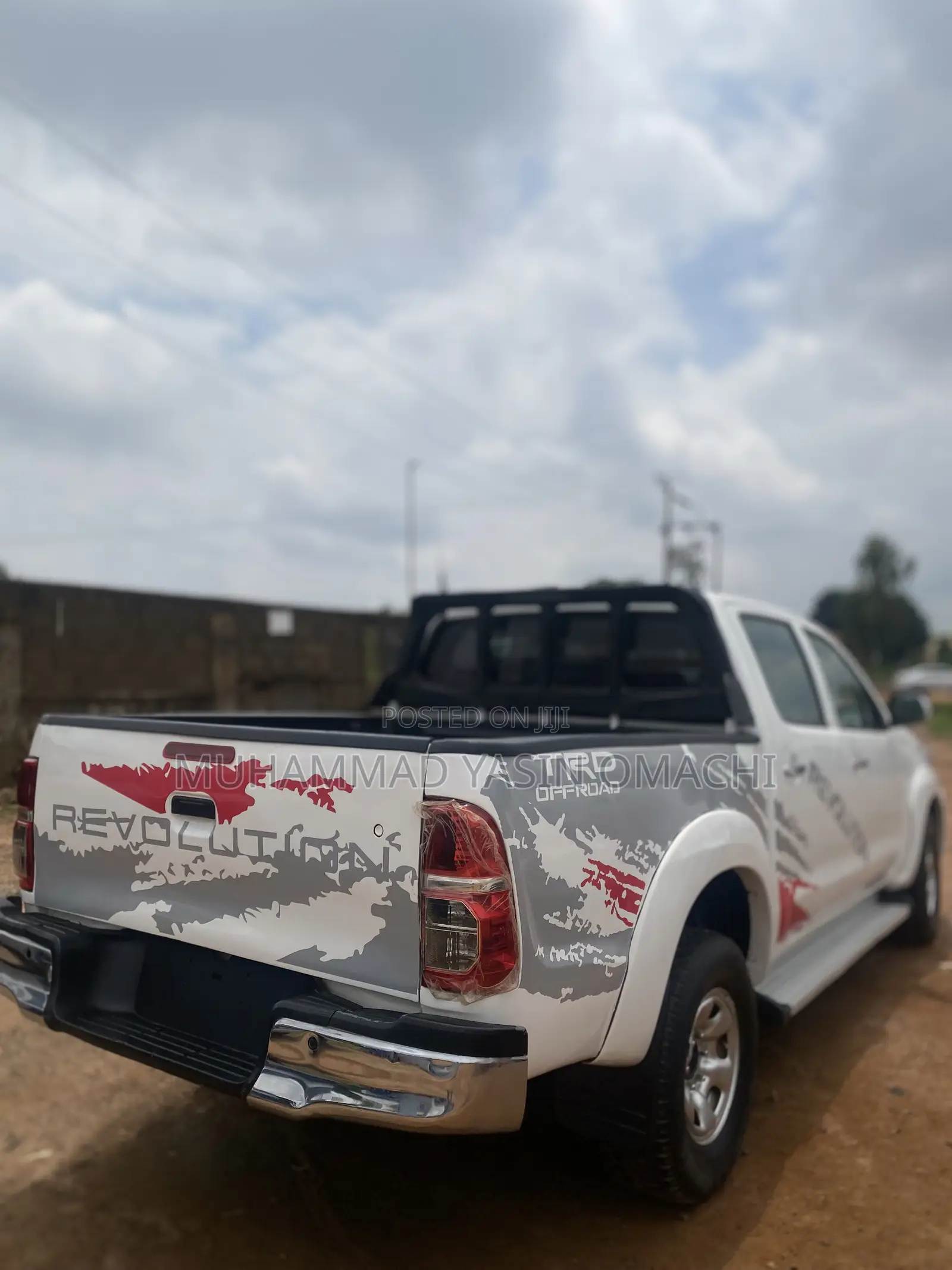 Toyota Hilux 2013 White