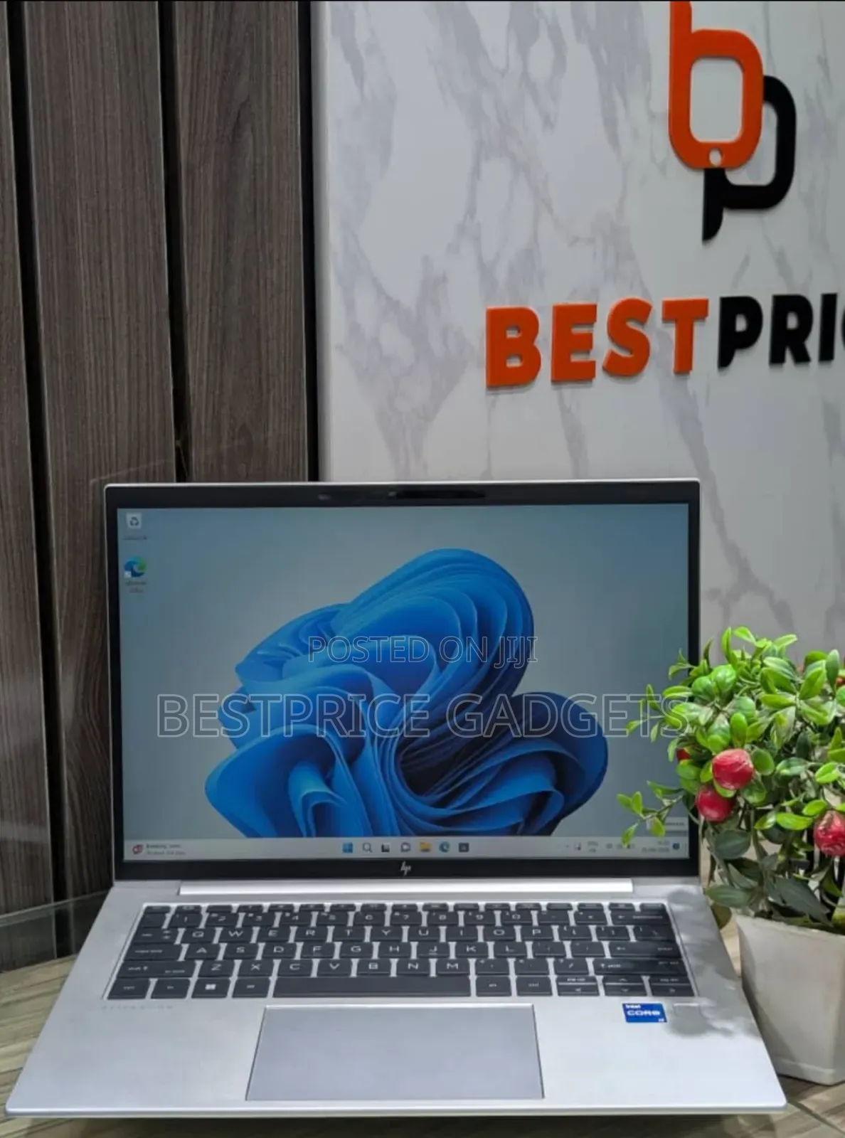 Laptop HP EliteBook 840 G10 16GB Intel Core i7 SSD 512GB