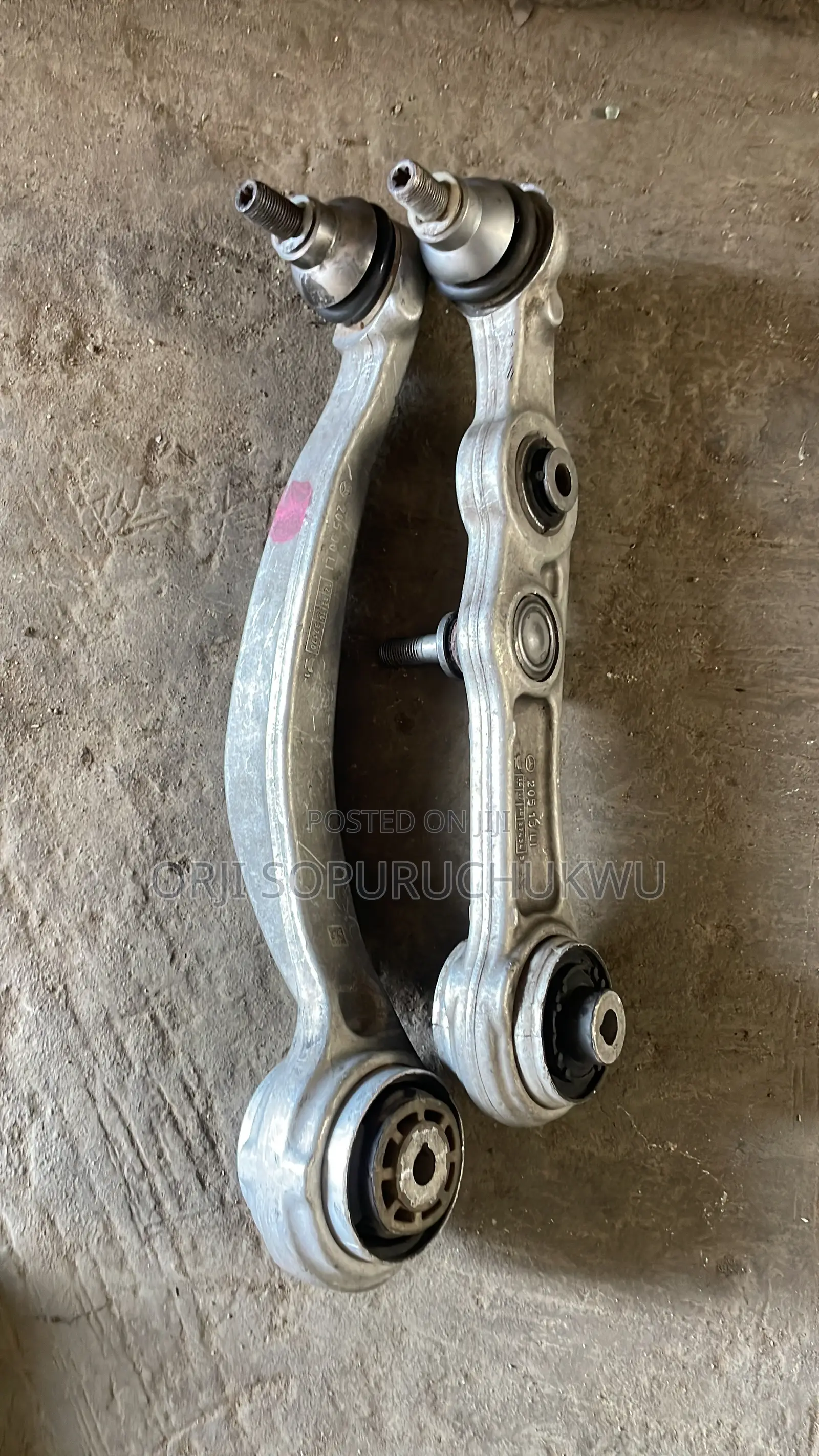 Mercedes Benz Front Control Arm for C300 (205)non4matic
