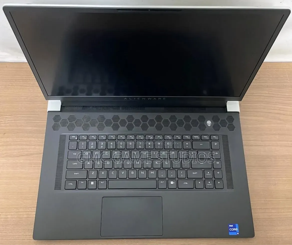 Laptop Alienware M17x R2 16GB Intel Core i7 SSHD+SSD 1T
