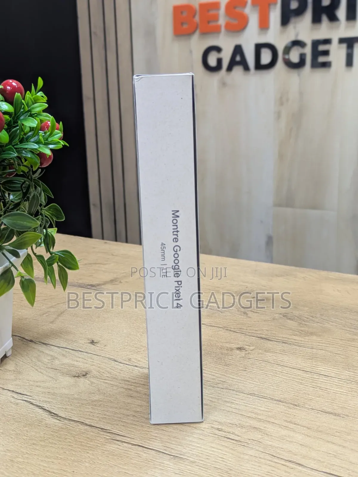 Google Pixel Watch 4
Brand New Sealed
Obsidian Colour
45mm Size 
Lte