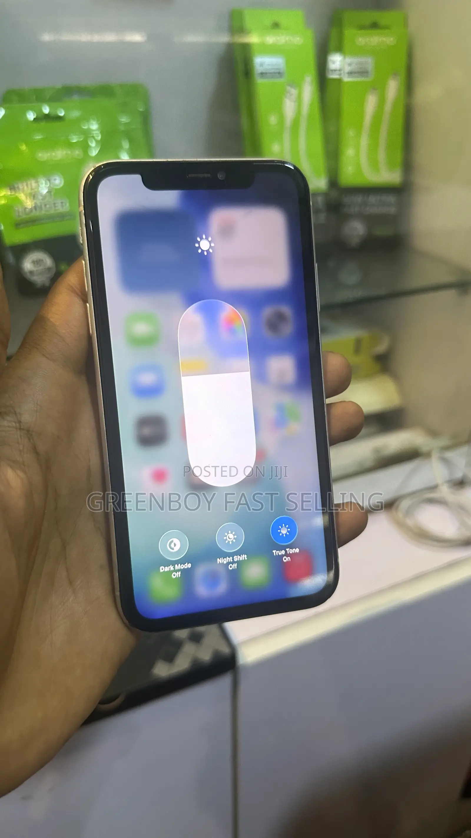 Apple iPhone 11 64 GB White