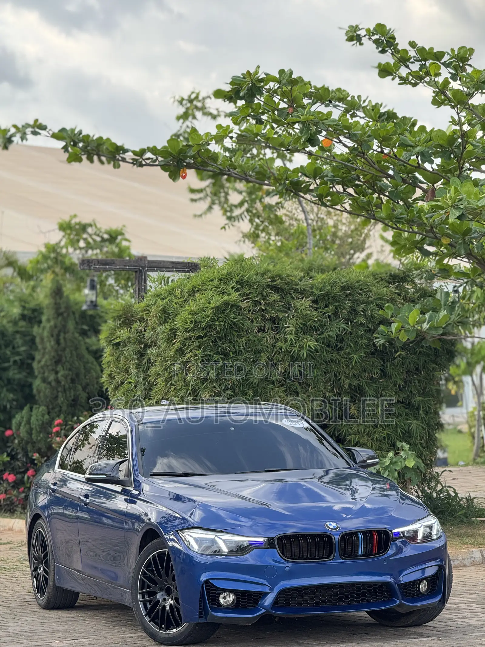 BMW 330i 2017 Blue