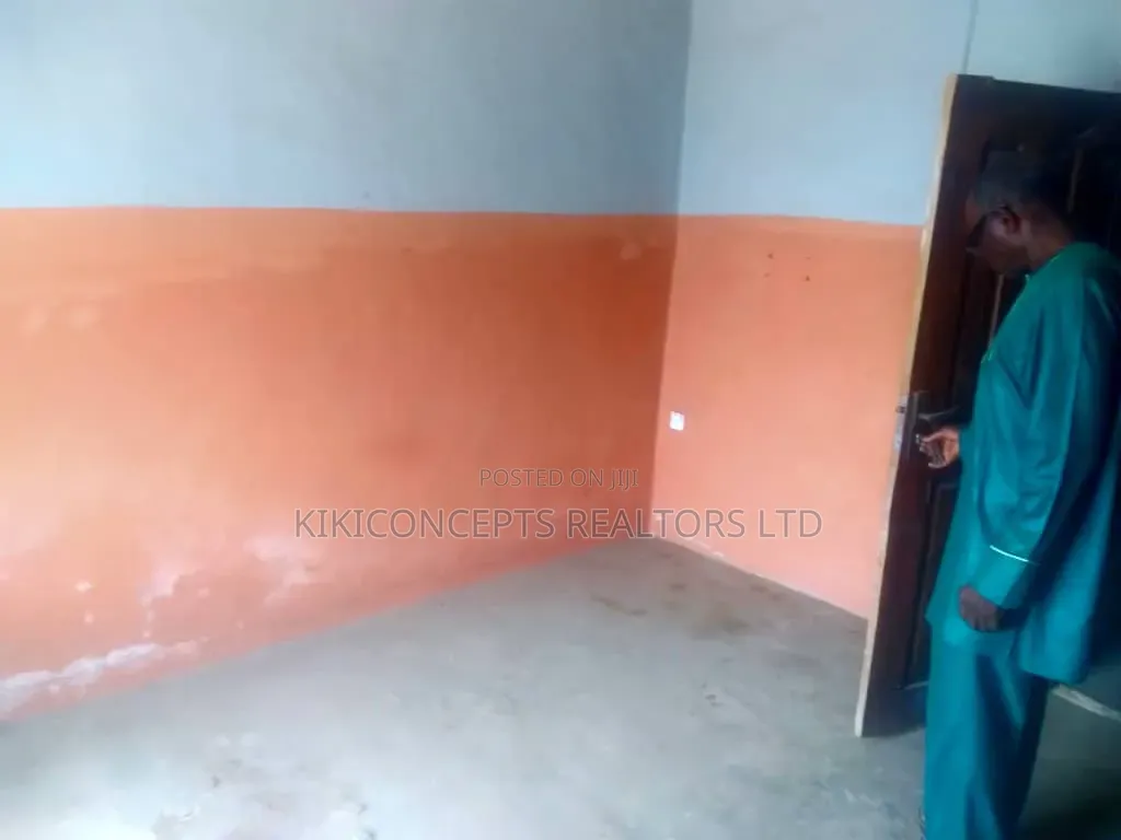 Complex for Sale at Iwo Road