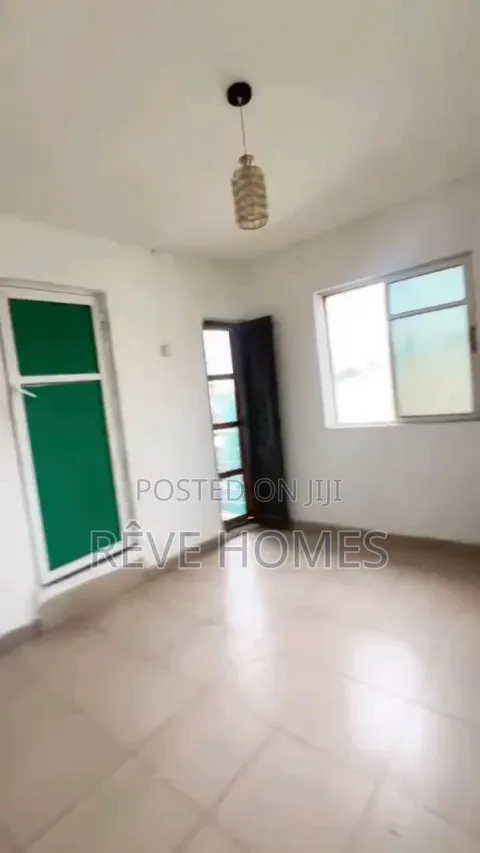 Studio Apartment in Shomolu / Shomolu for rent