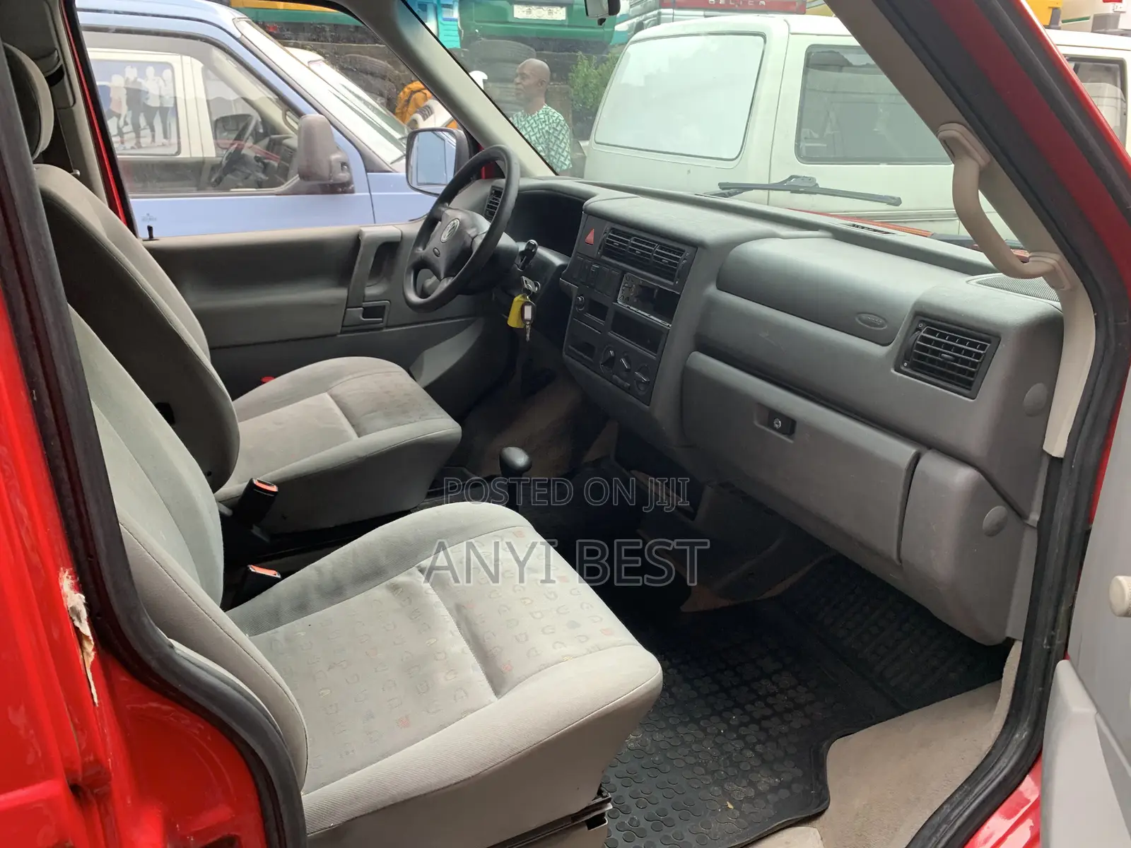 Volkswagen Transporter 2005 Red