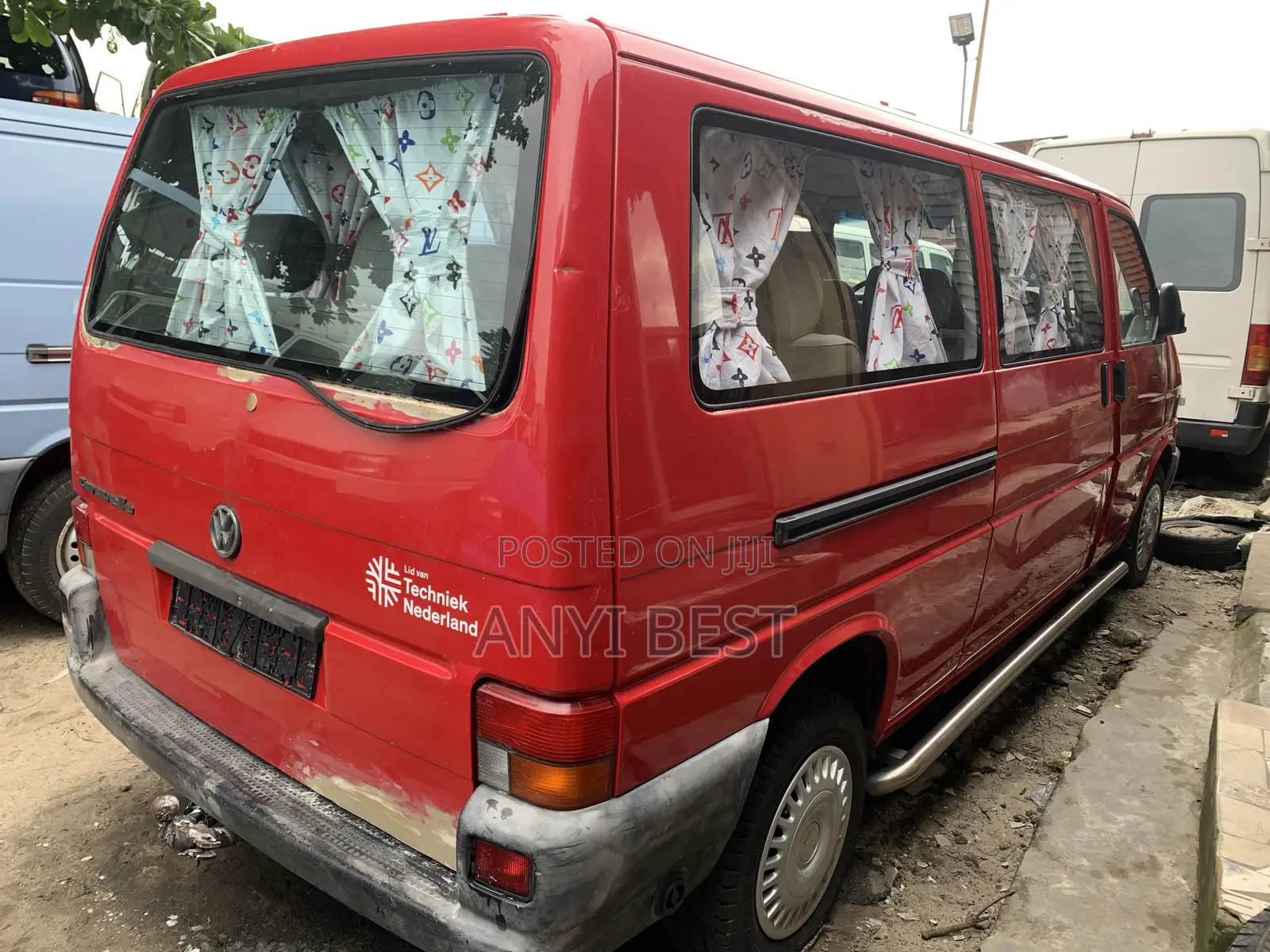 Volkswagen Transporter 2005 Red