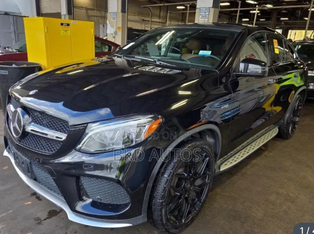 Mercedes-Benz GLE-Class 2017 Black