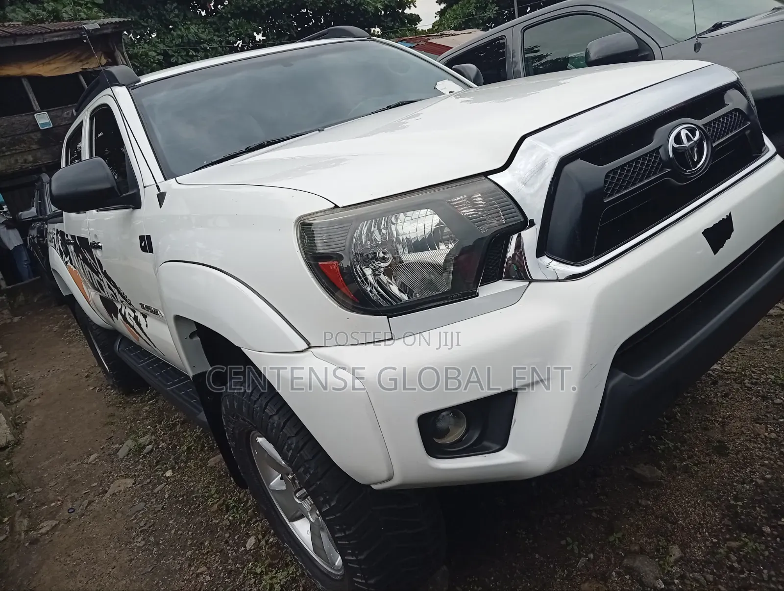 Toyota Tacoma 2018 White
