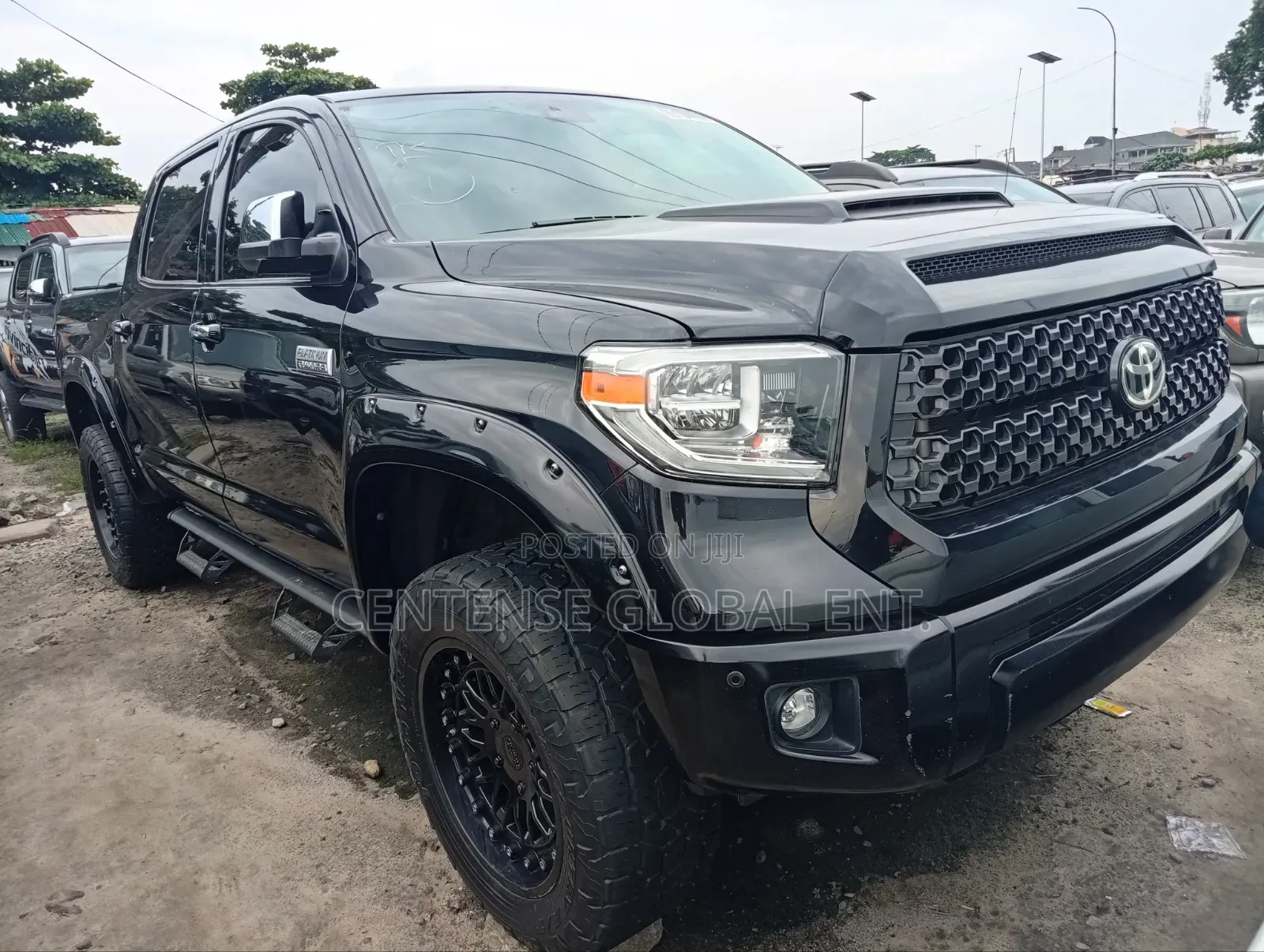 Toyota Tundra 2020 Black