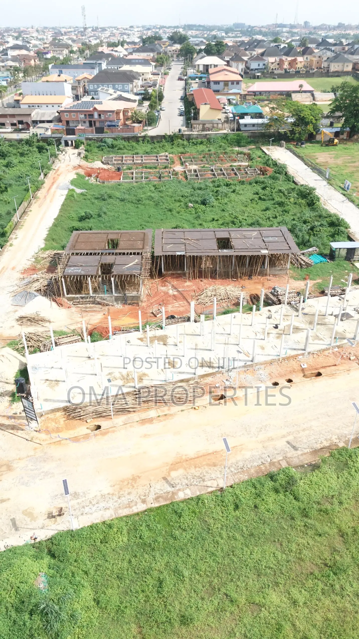 3bdrm Apartment in Omole Phase 2 for sale
