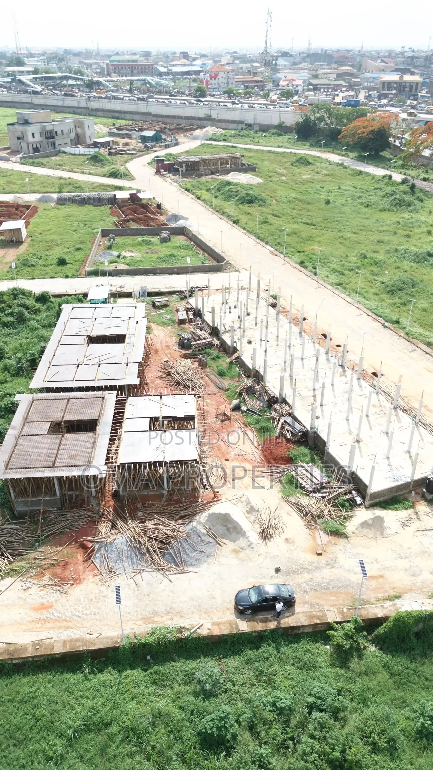 3bdrm Apartment in Omole Phase 2 for sale