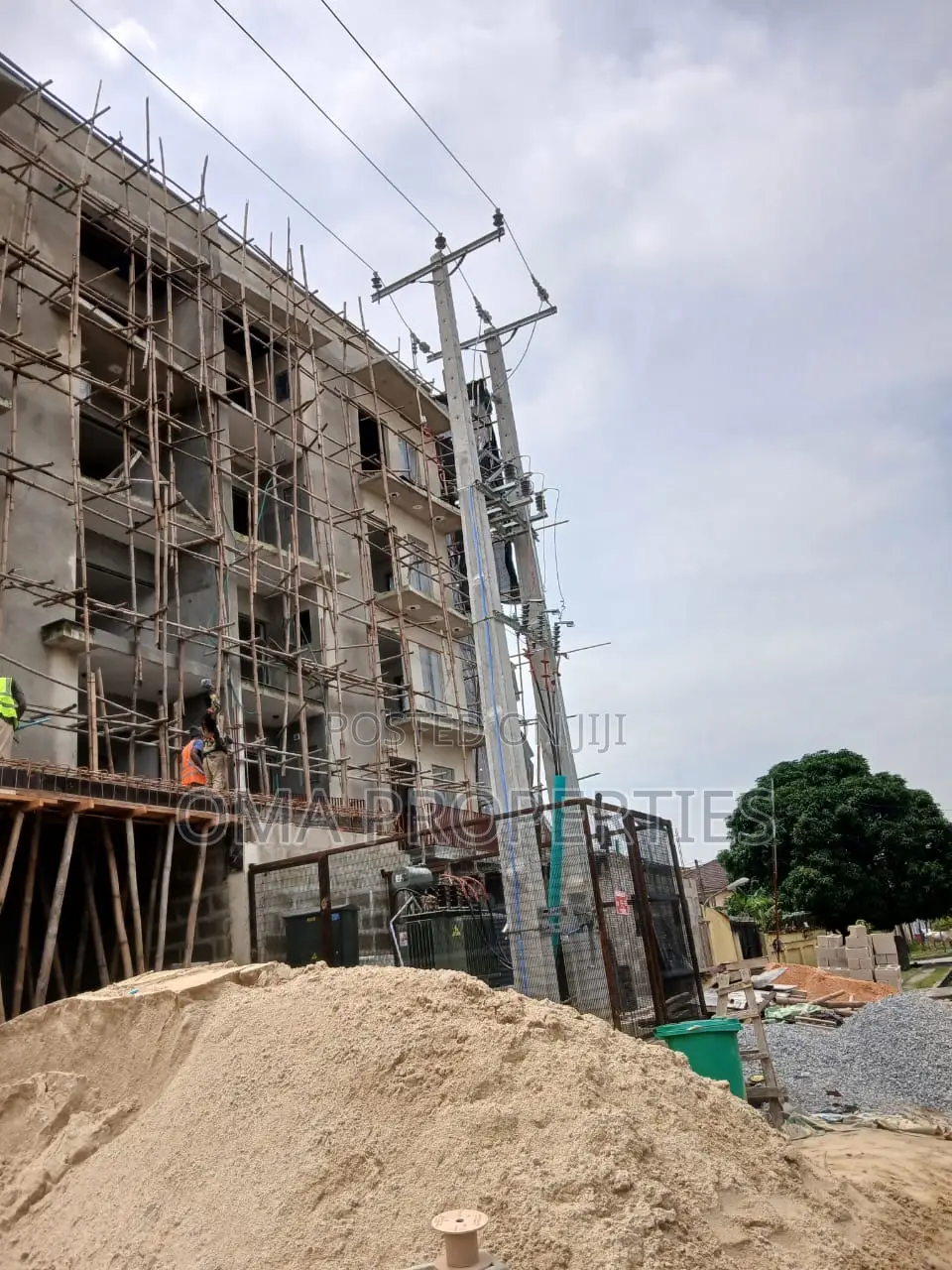 2bdrm Apartment in Lekki Phase 1 for sale