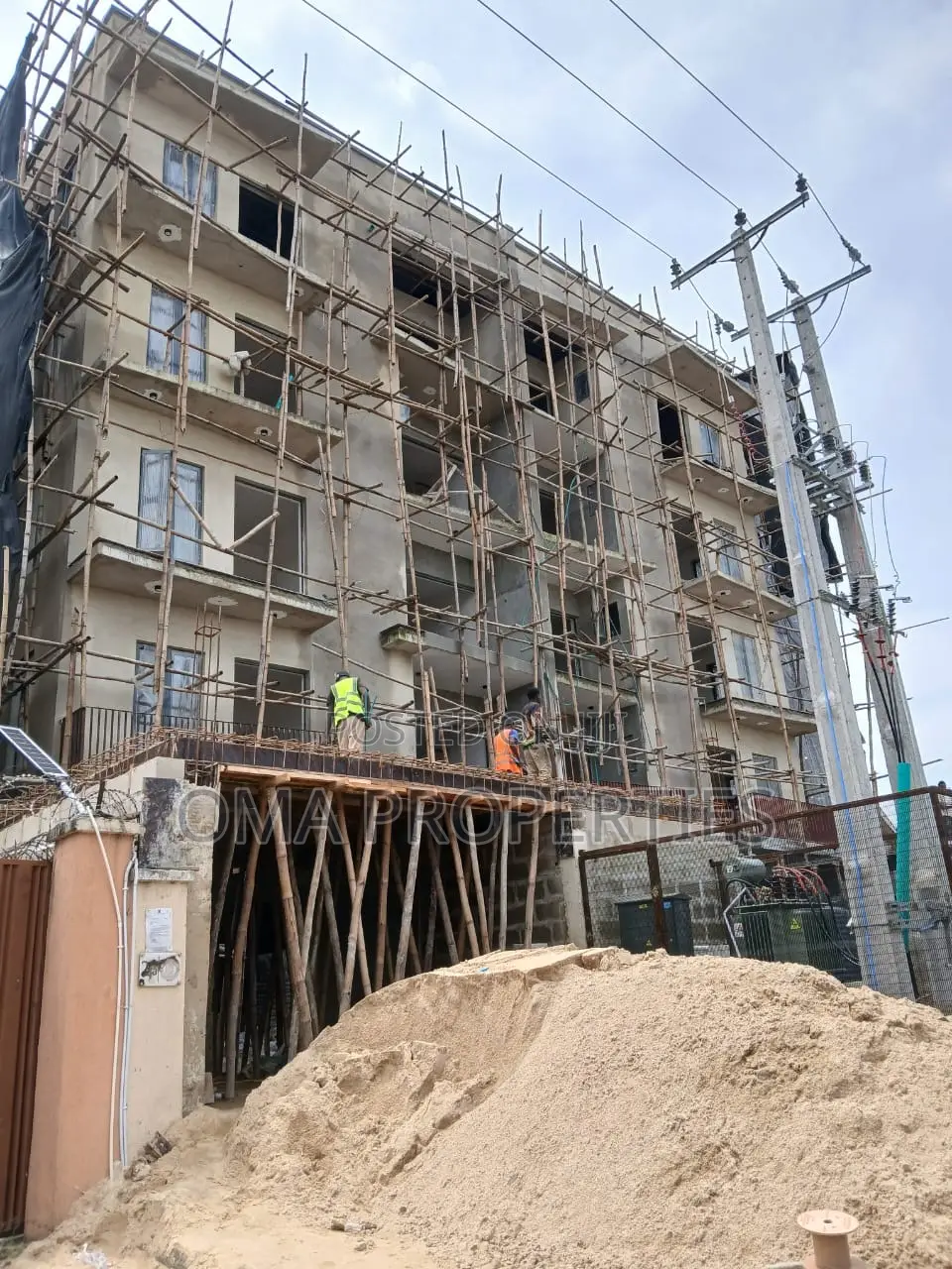 2bdrm Apartment in Lekki Phase 1 for sale