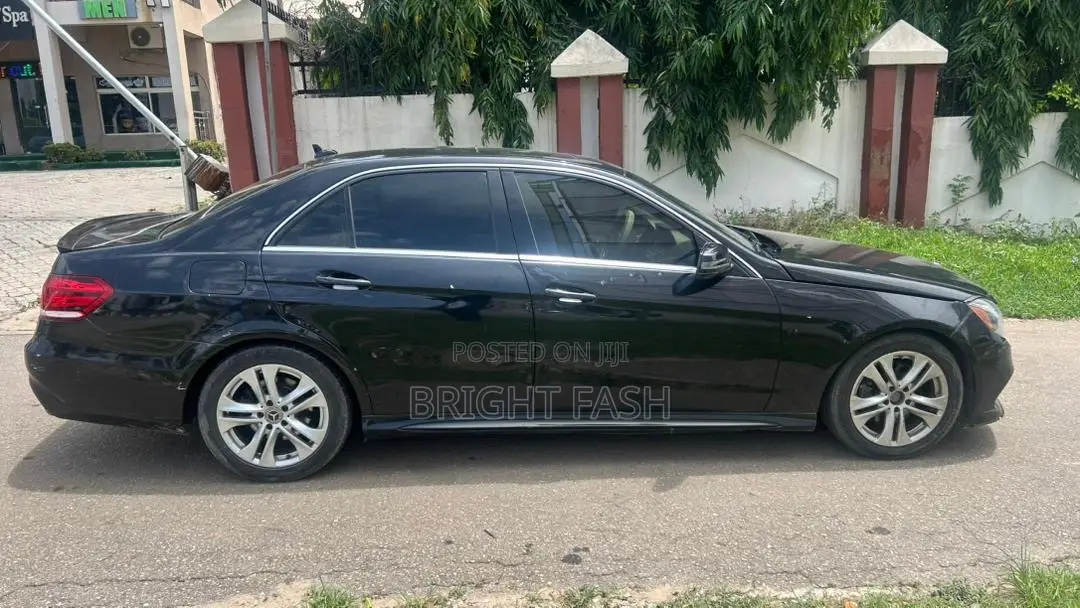 Mercedes-Benz E350 Base 4dr Sedan RWD (3.5L 6cyl 7A) 2014 Black