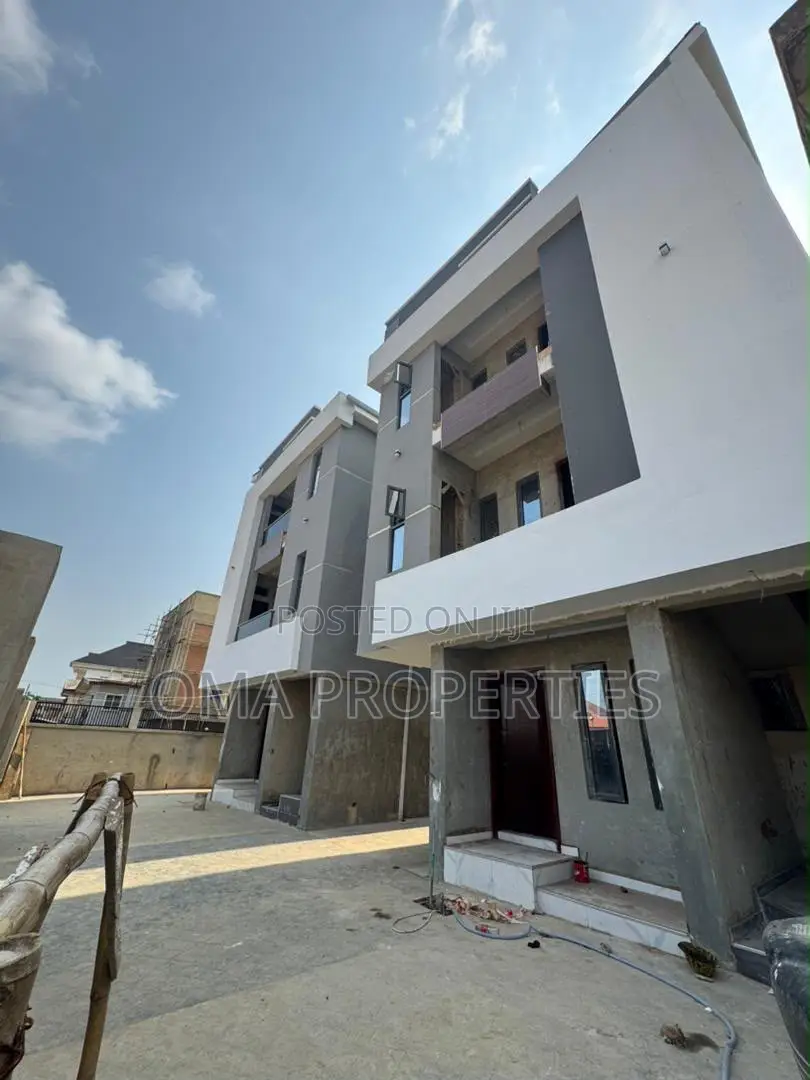 Furnished 2bdrm House in Gbagada for sale