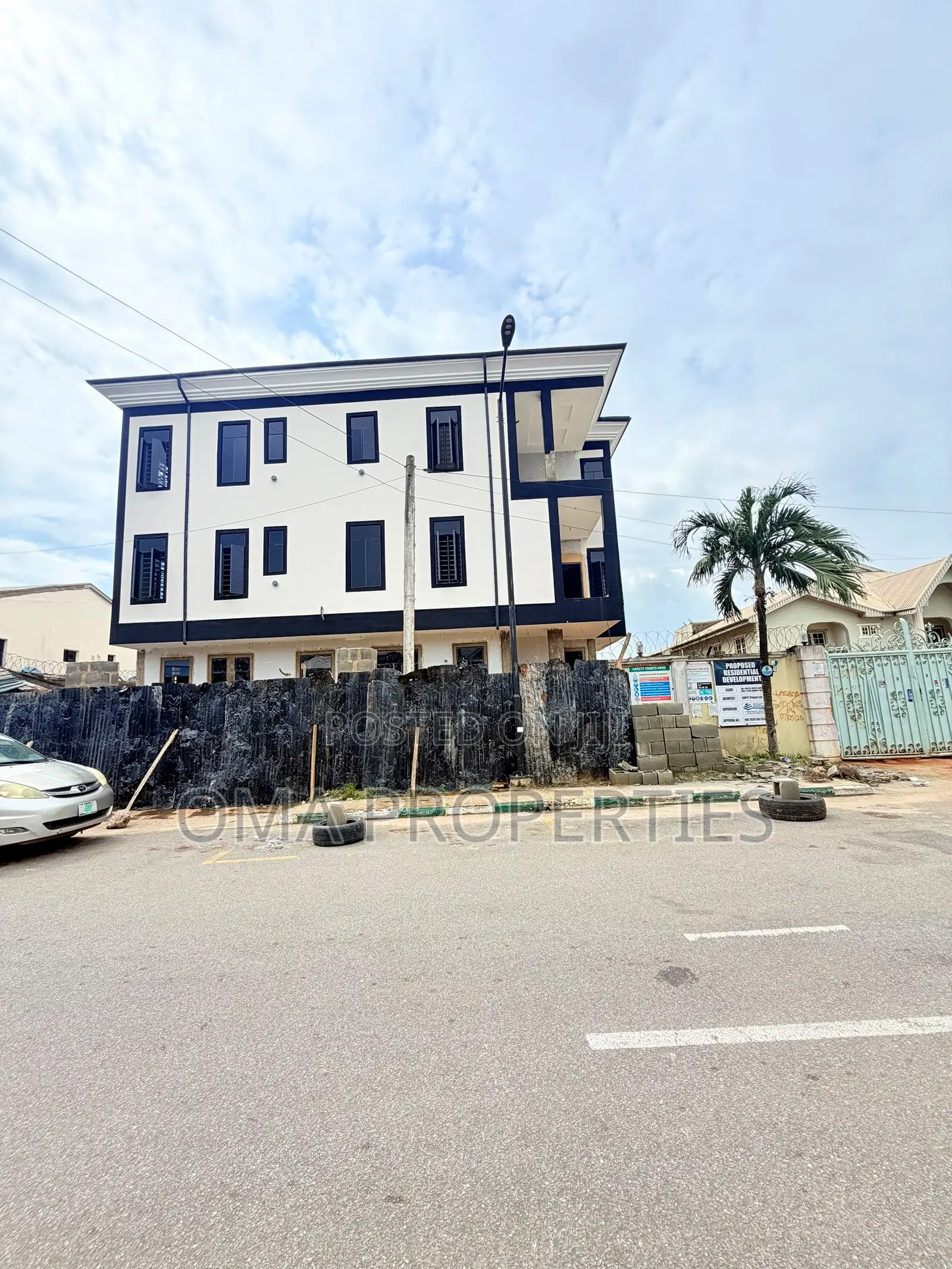 Furnished 5bdrm House in Magodo for sale