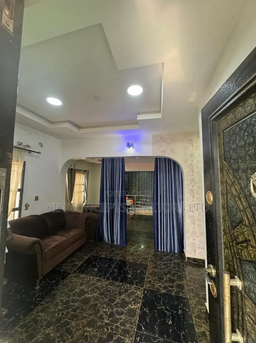 5bdrm Bungalow in Gospel Town, Ibadan for sale