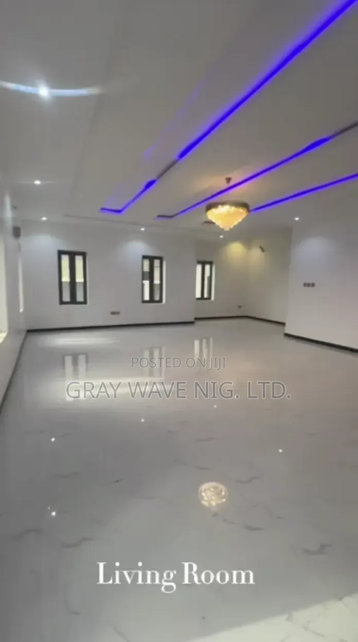 5bdrm Duplex in Lokogoma for sale