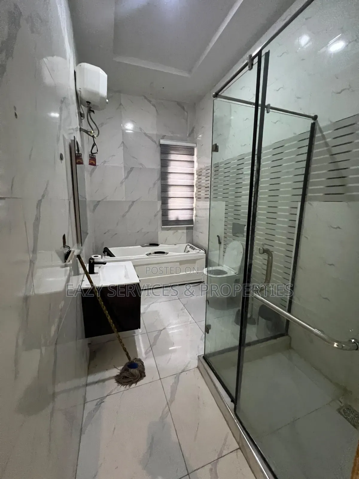 Furnished Studio Apartment in Gated And Secured, Chevron for rent