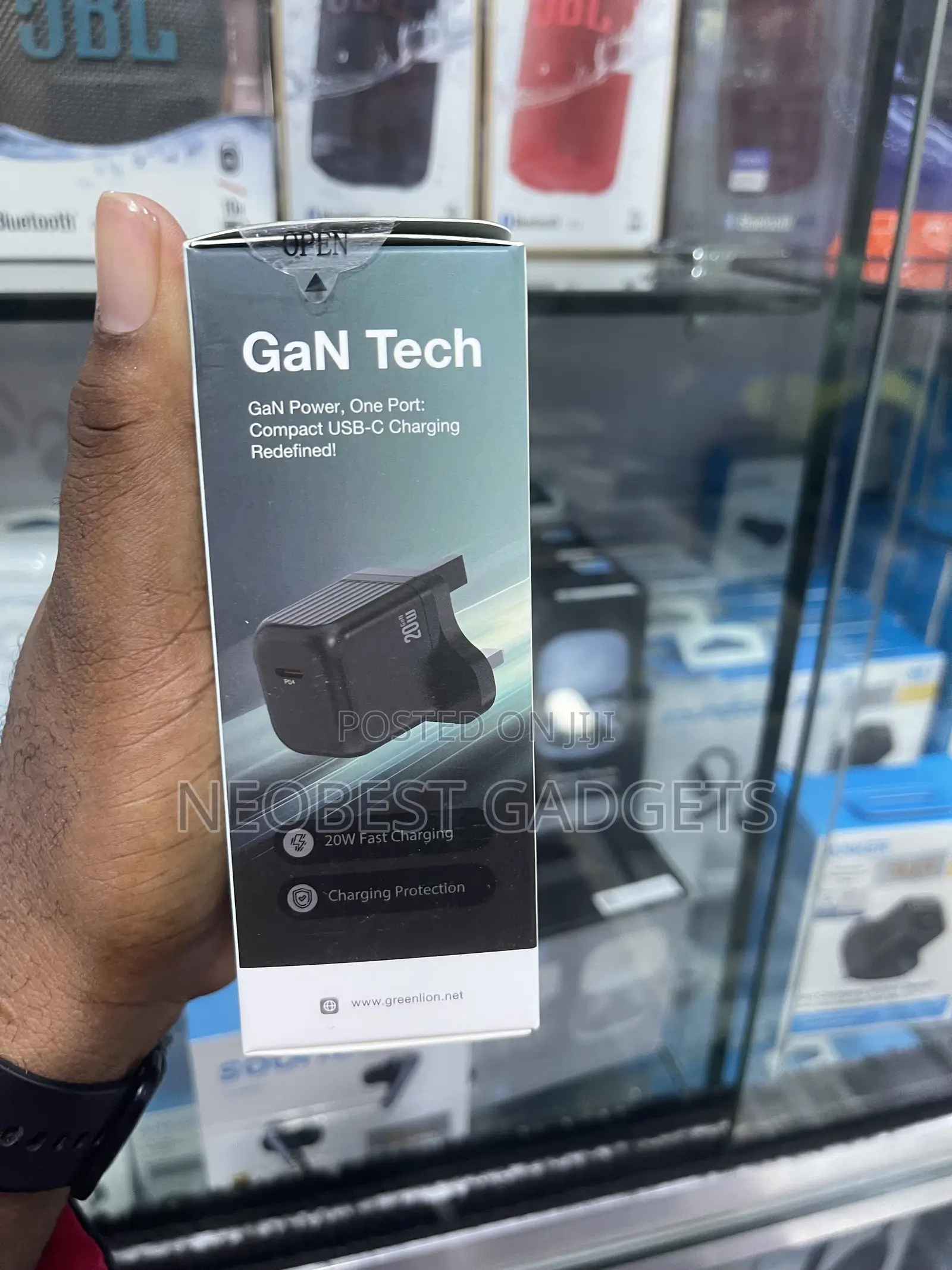 Green Lion Ultra Compact Wall Charger