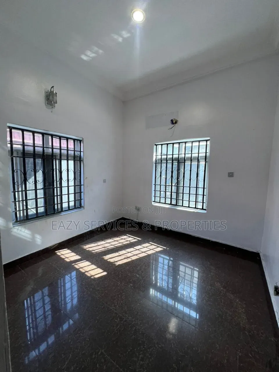 1bdrm Shared Apartment in Gated And Secured, Agungi for rent