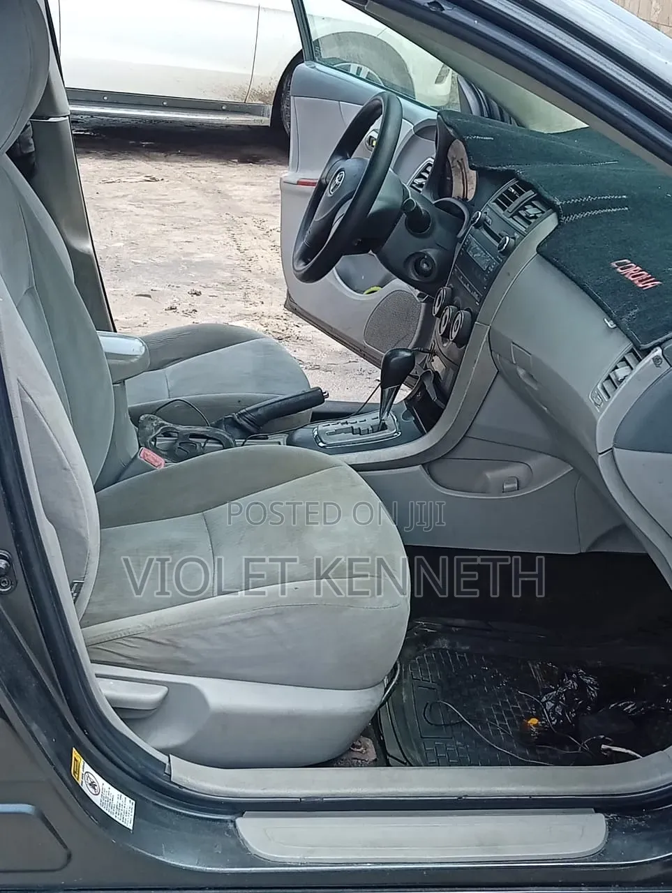 Toyota Corolla 2010 Beige
